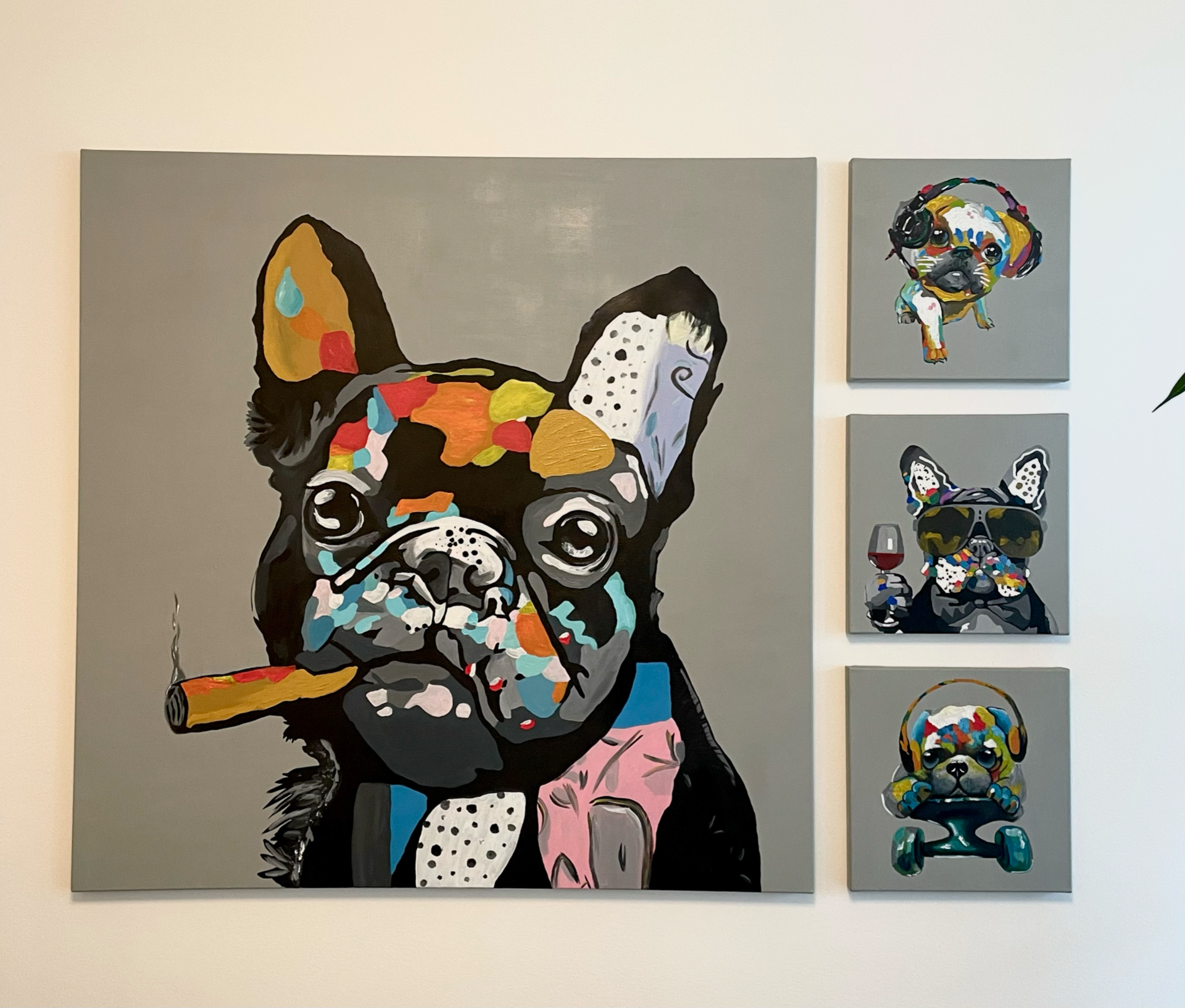 Zakázka Psi, akryl na plátně, 100x100 cm + 3x 30x30cm